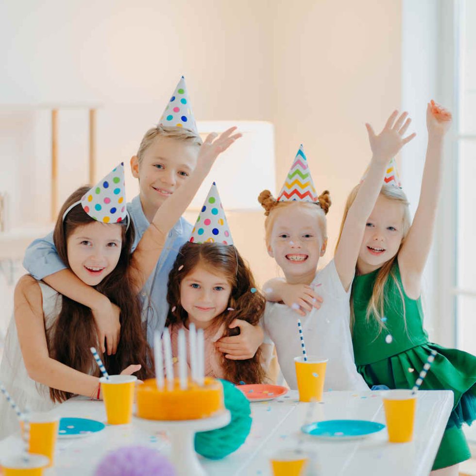 Paint Cafe & Pizzeria Fountain Gate Melbourne Paint A Pot Studios